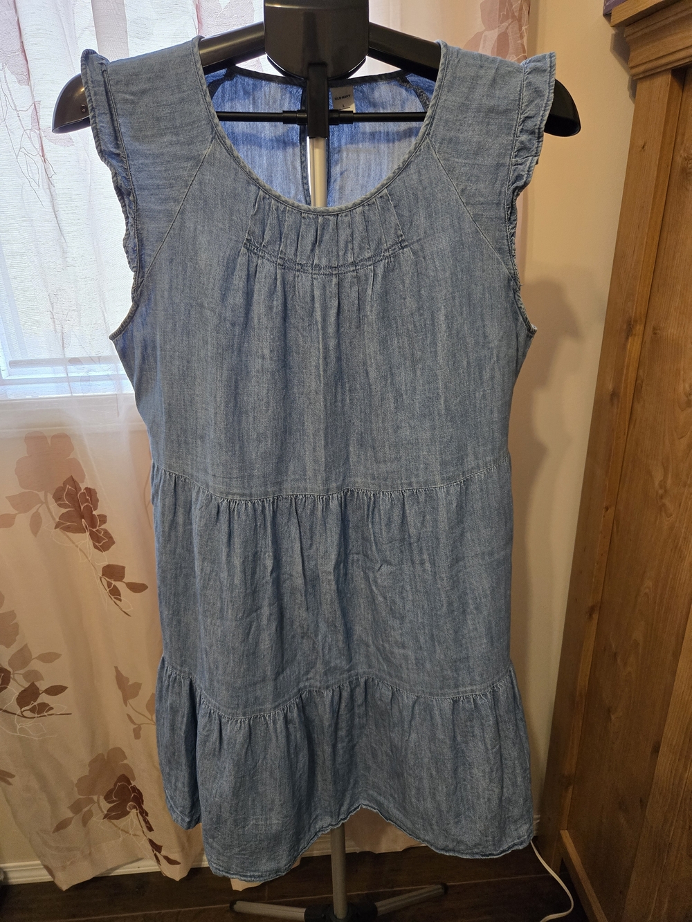Old Navy Light Blue Chambray Keyhole Sundress Size Large
